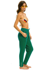 VINTAGE CABIN CASHMERE SWEATER PANT - AMAZON Women's Sweatpants Aviator Nation