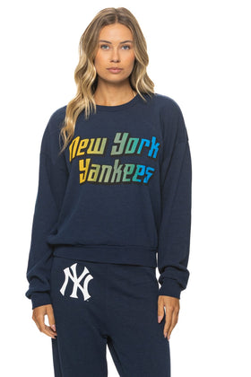 NEW YORK YANKEES 2026 RELAXED CREW SWEATSHIRT