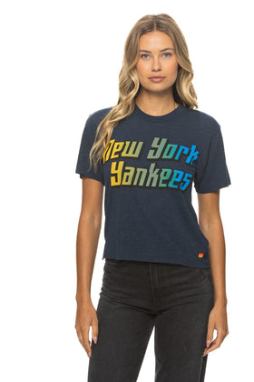 NEW YORK YANKEES 2026 BOYFRIEND TEE